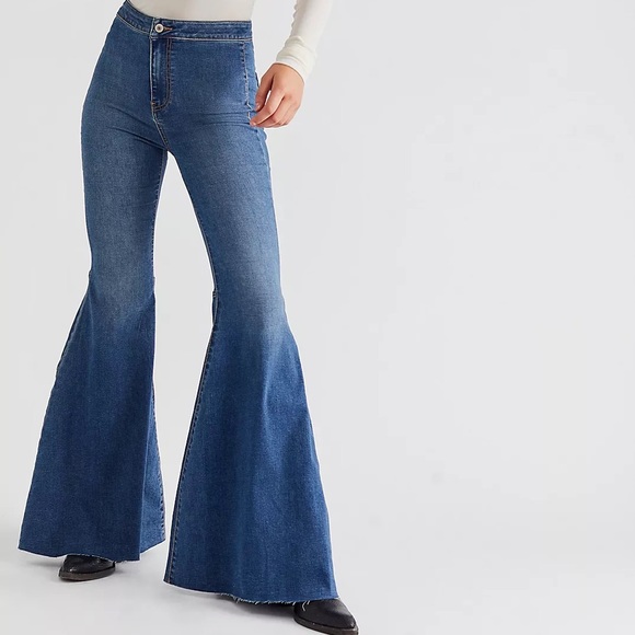 NWT Free People Just Float On Flare Jeans - Picture 9 of 10